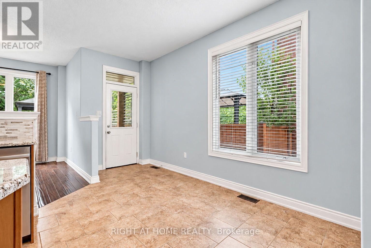 35 AUBURN COURT, Barrie (Ardagh) — photo 12