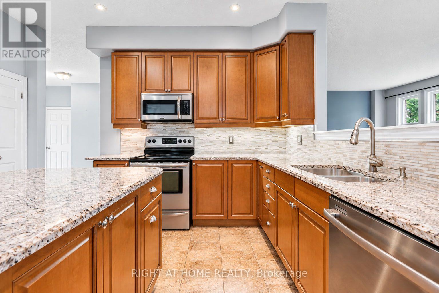 35 AUBURN COURT - 19