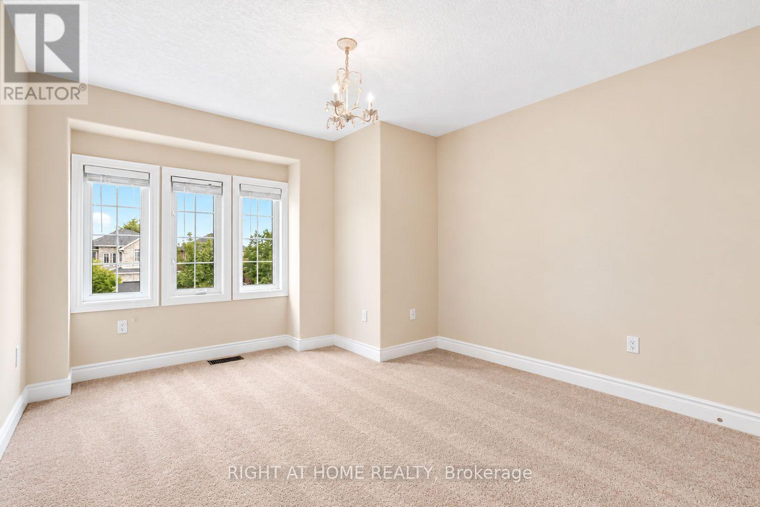 35 AUBURN COURT - 31