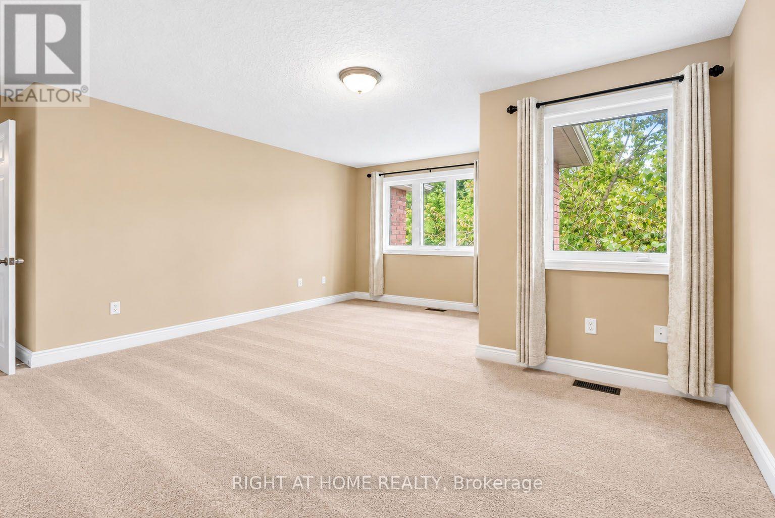 35 AUBURN COURT - 34