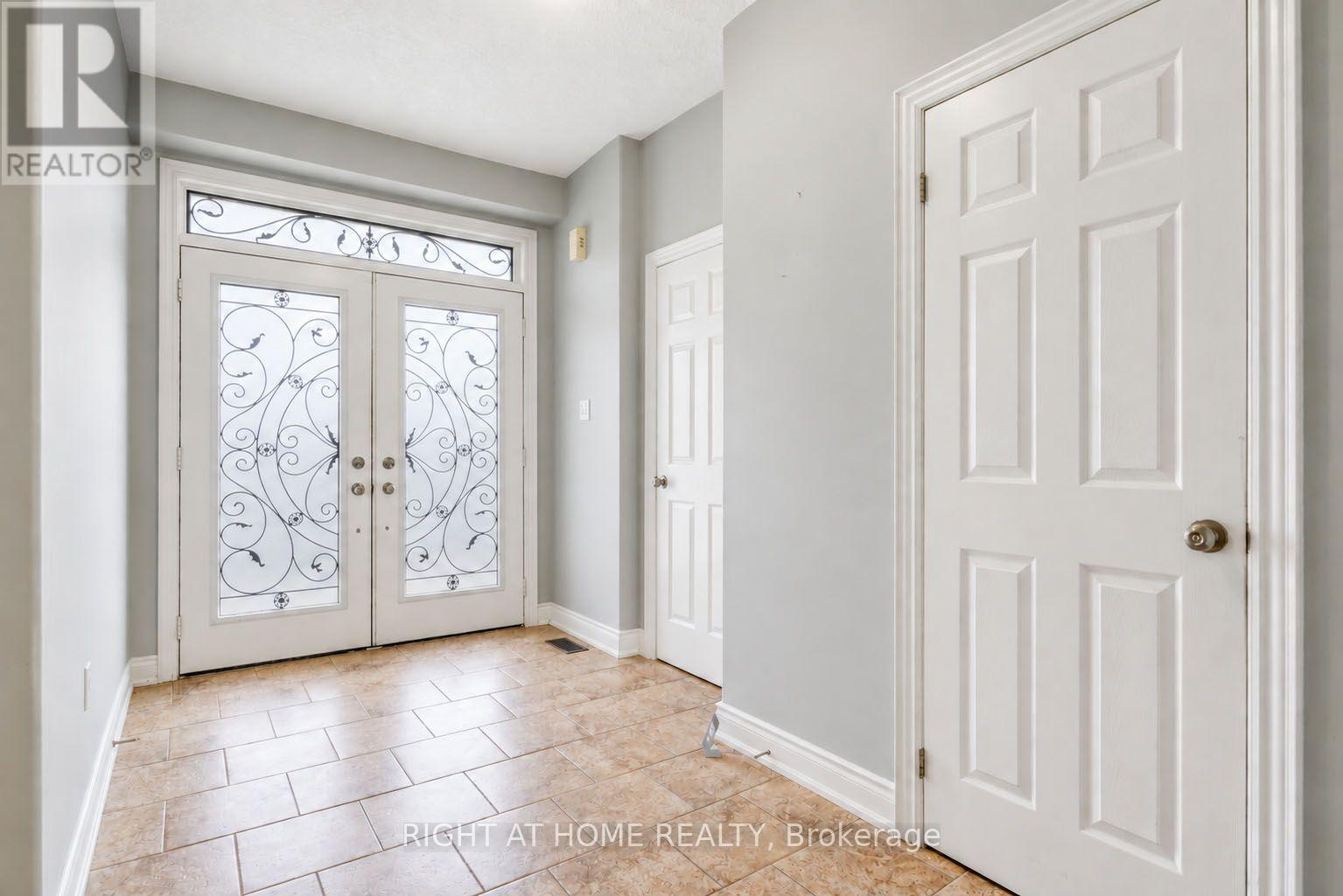 35 AUBURN COURT, Barrie (Ardagh) — photo 5