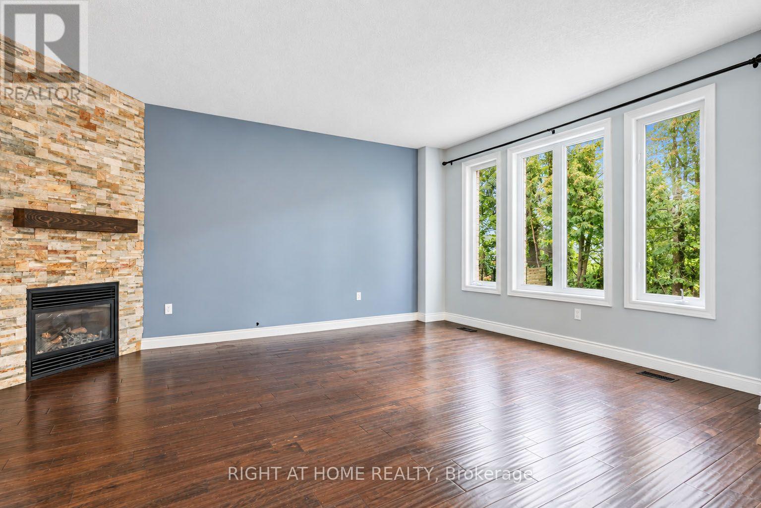 35 AUBURN COURT, Barrie (Ardagh) — photo 6