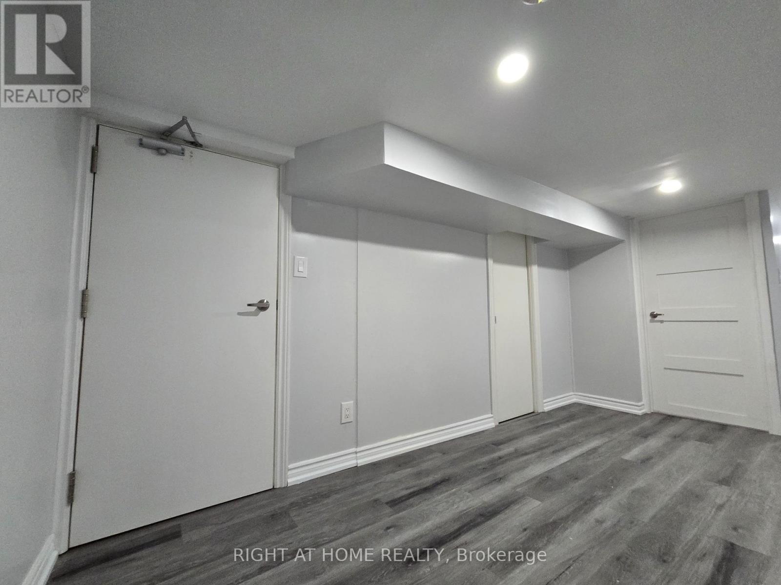 BSMT - 984 OSSINGTON AVENUE, Toronto (Dovercourt-Wallace Emerson-Junction) — photo 6