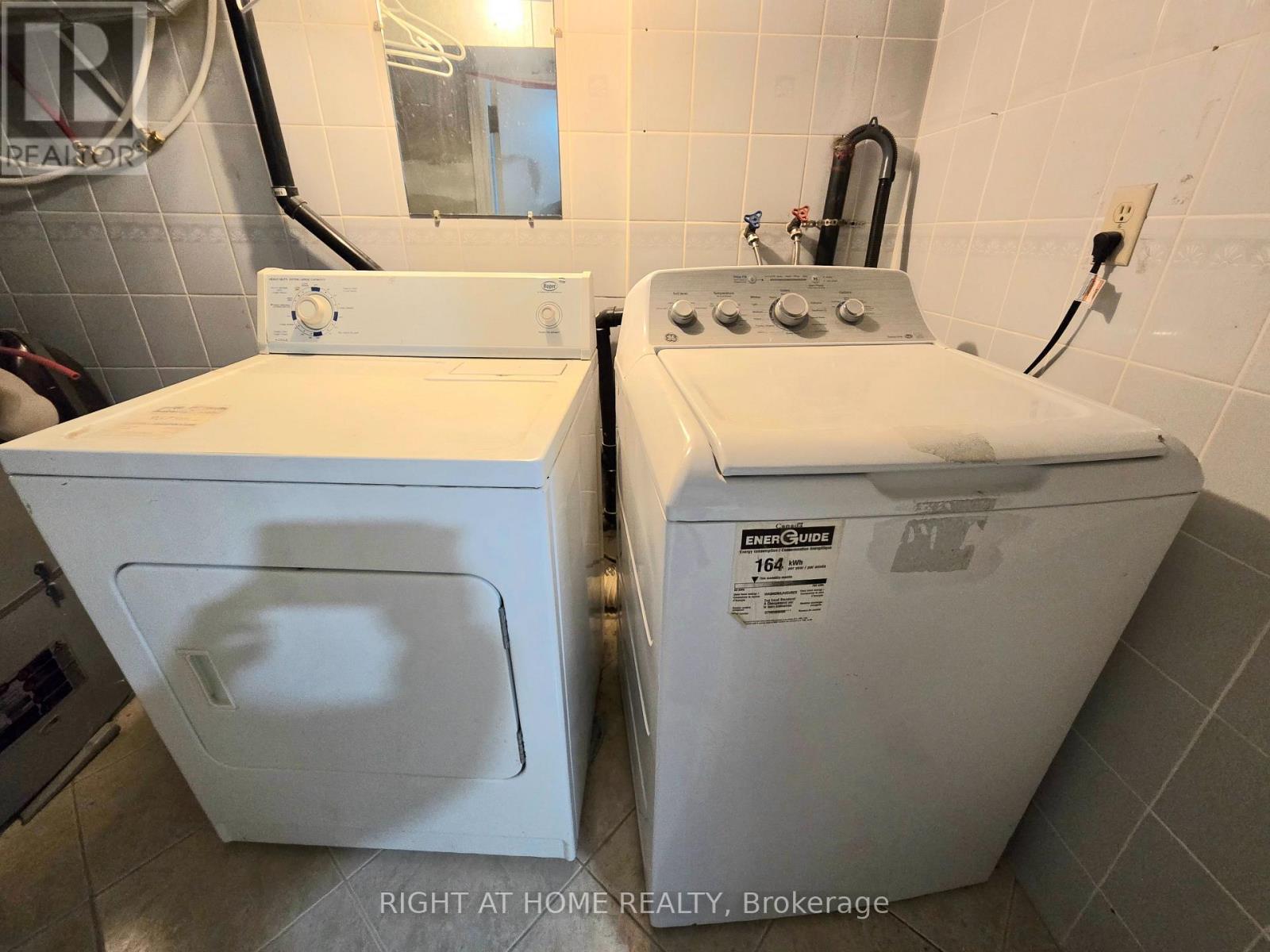 BSMT - 984 OSSINGTON AVENUE, Toronto (Dovercourt-Wallace Emerson-Junction) — photo 7