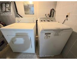 Bsmt - 984 Ossington Avenue, Toronto, ON M6G3V6 Photo 7