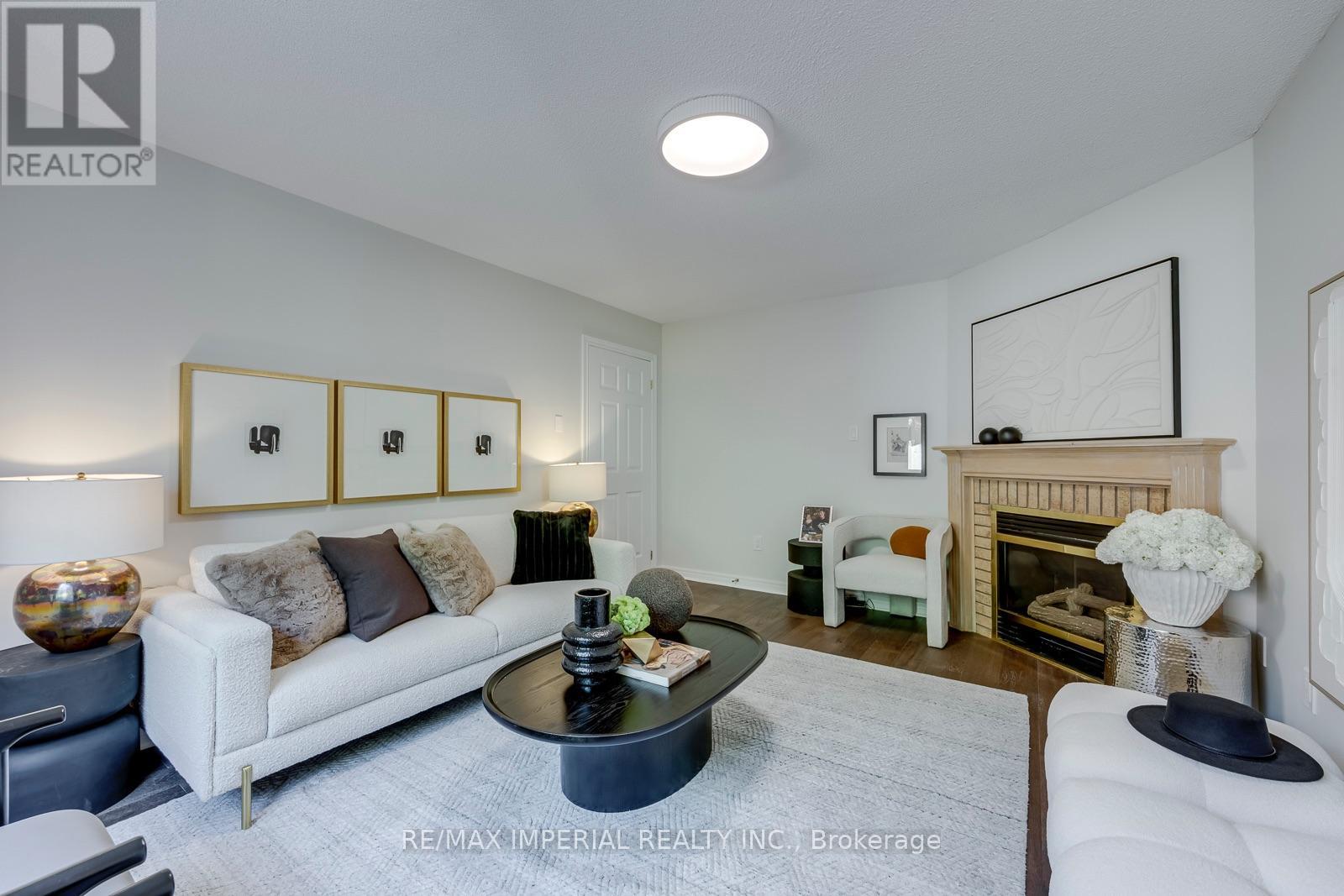 1089 GLEN VALLEY ROAD - 17