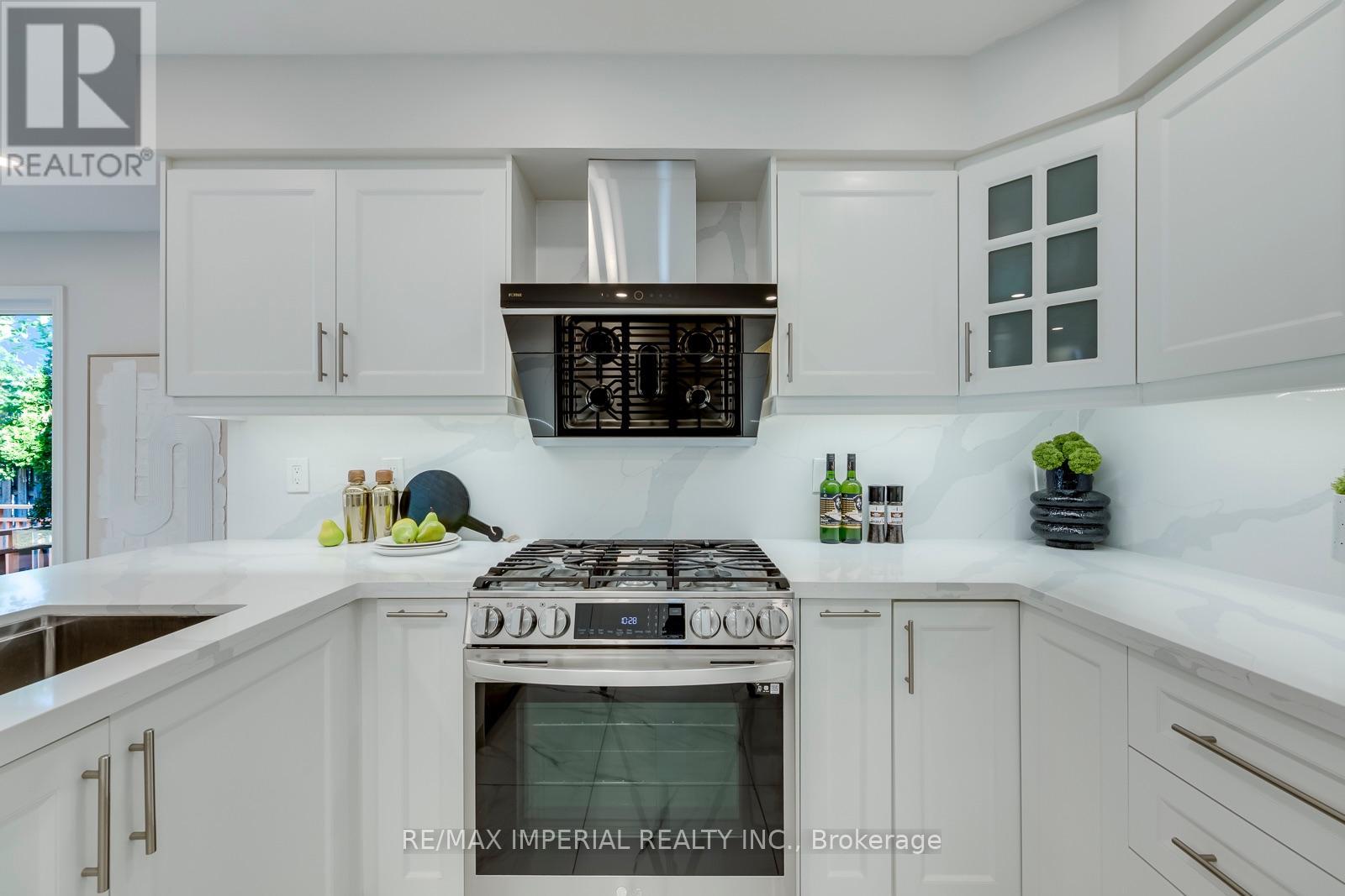 1089 GLEN VALLEY ROAD - 21