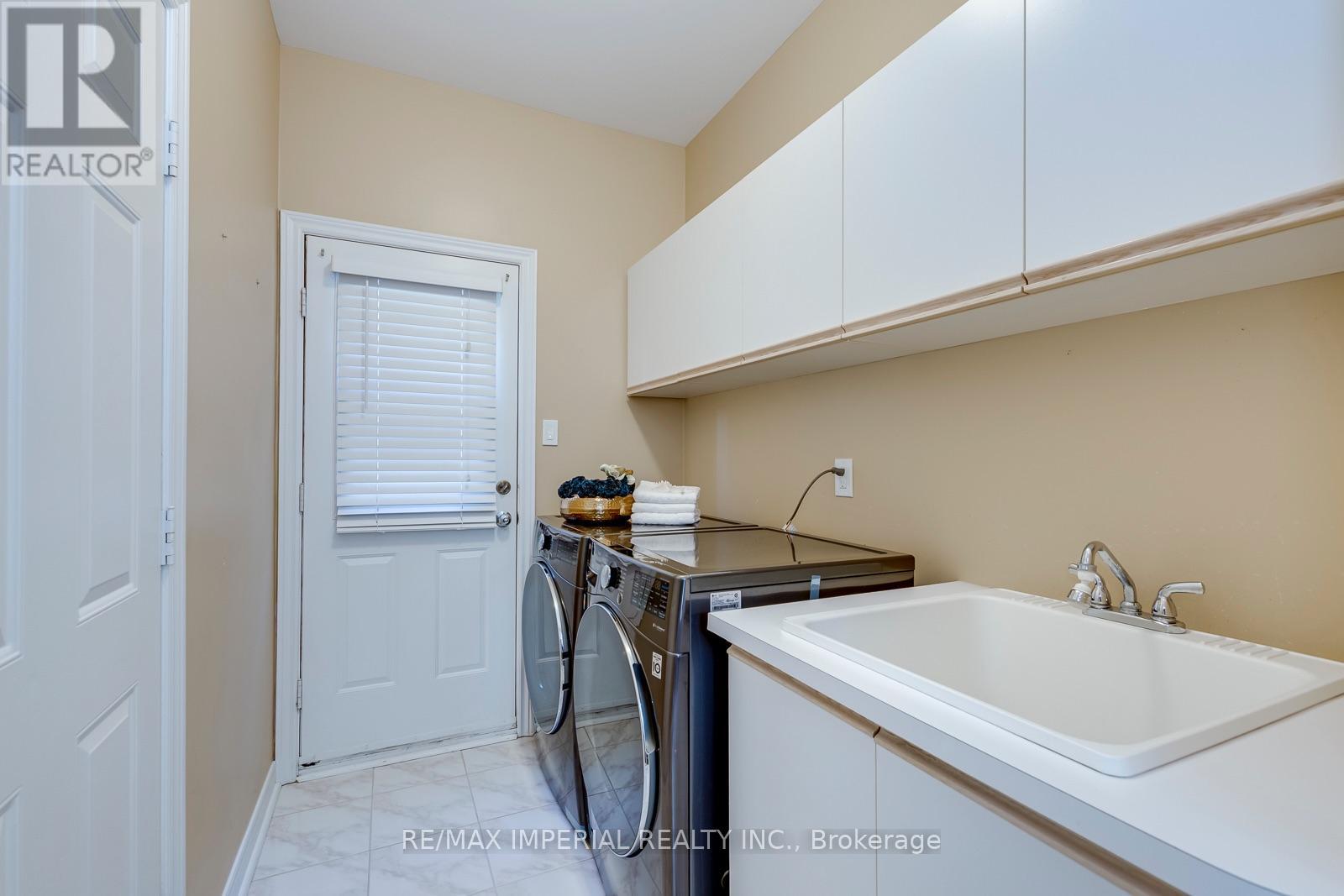 1089 GLEN VALLEY ROAD - 31