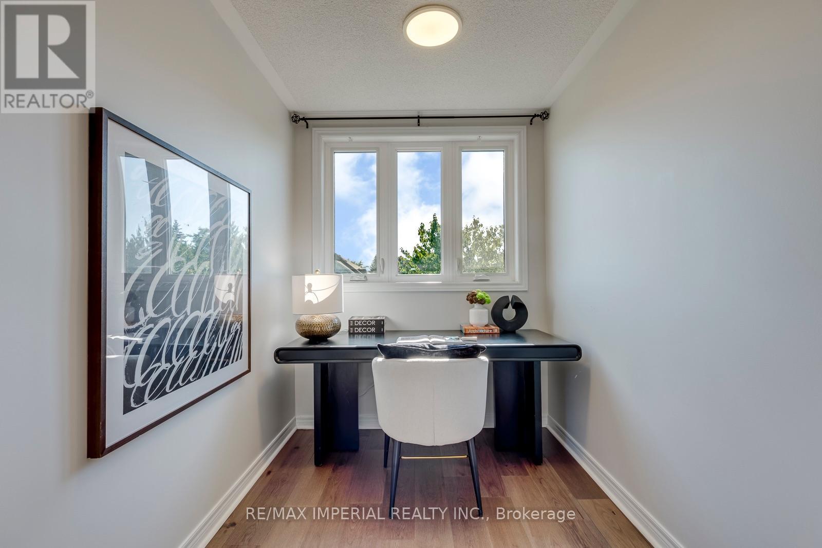 1089 GLEN VALLEY ROAD - Image 35