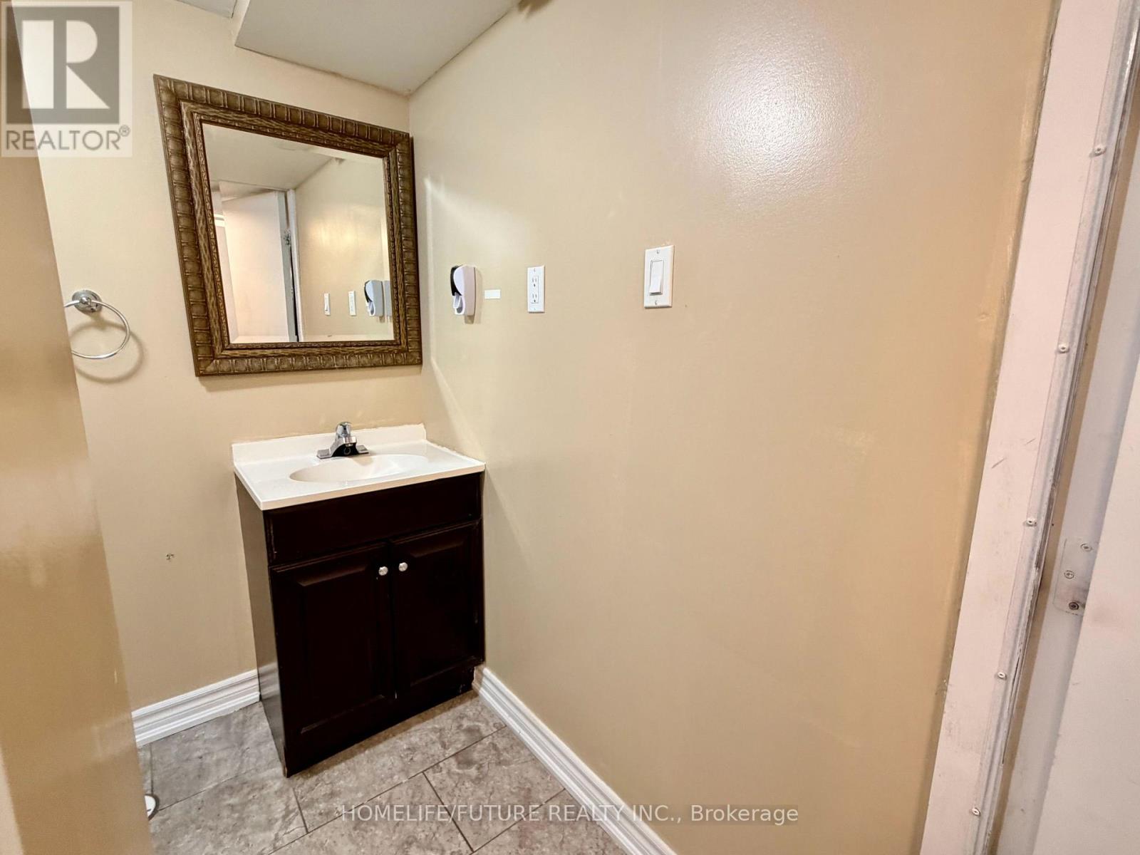 BSMT - 22 GAMSON CRESCENT, Brampton (Sandringham-Wellington) — photo 6