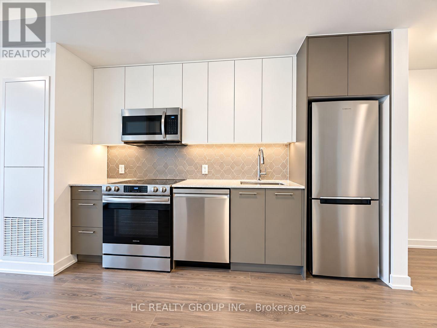 208 - 30 FRANCIS STREET S, Kitchener — photo 2
