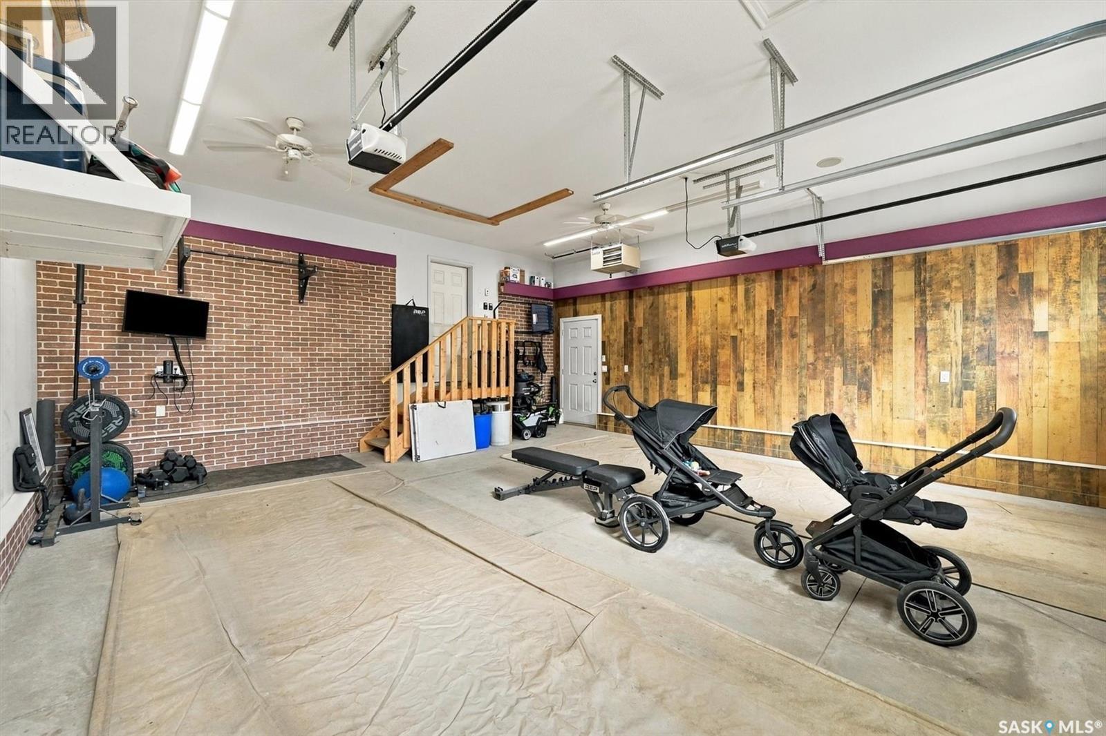311 Dagnone CRESCENT - Image 50
