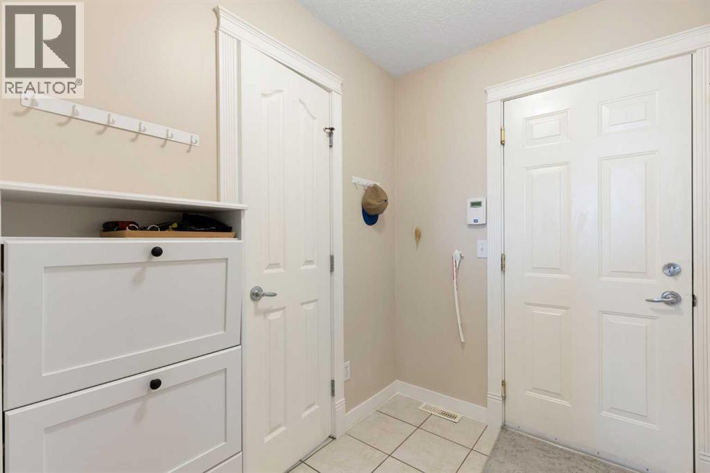 57 Arbour Stone Crescent NW - 12