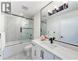 2026 E 32nd Avenue, Vancouver, BC V5N3B8 Photo 17