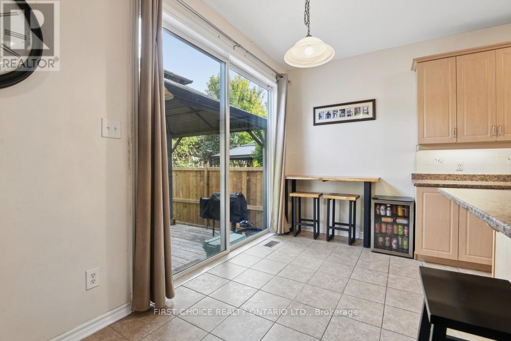 207 MISTRAL WAY, Ottawa — photo 12