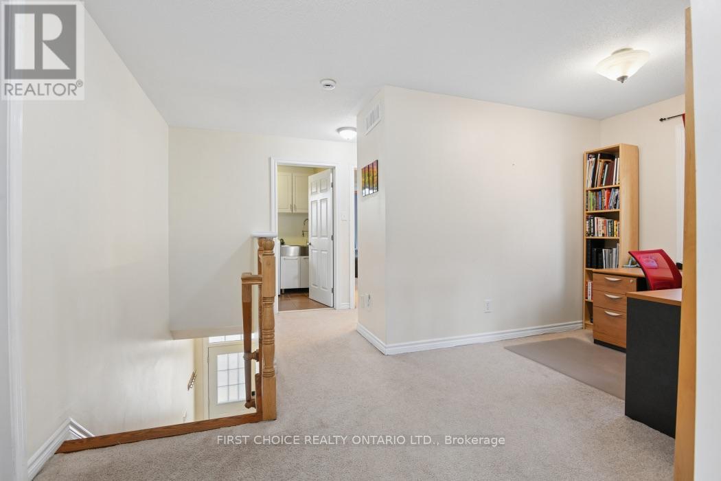 207 MISTRAL WAY photo 16