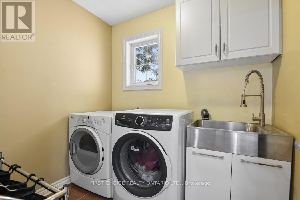 207 MISTRAL WAY photo 27