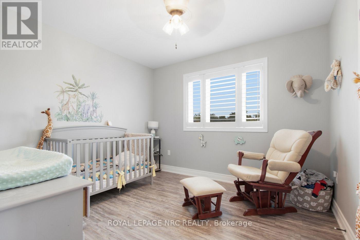 3711 WHITE ROAD - 20