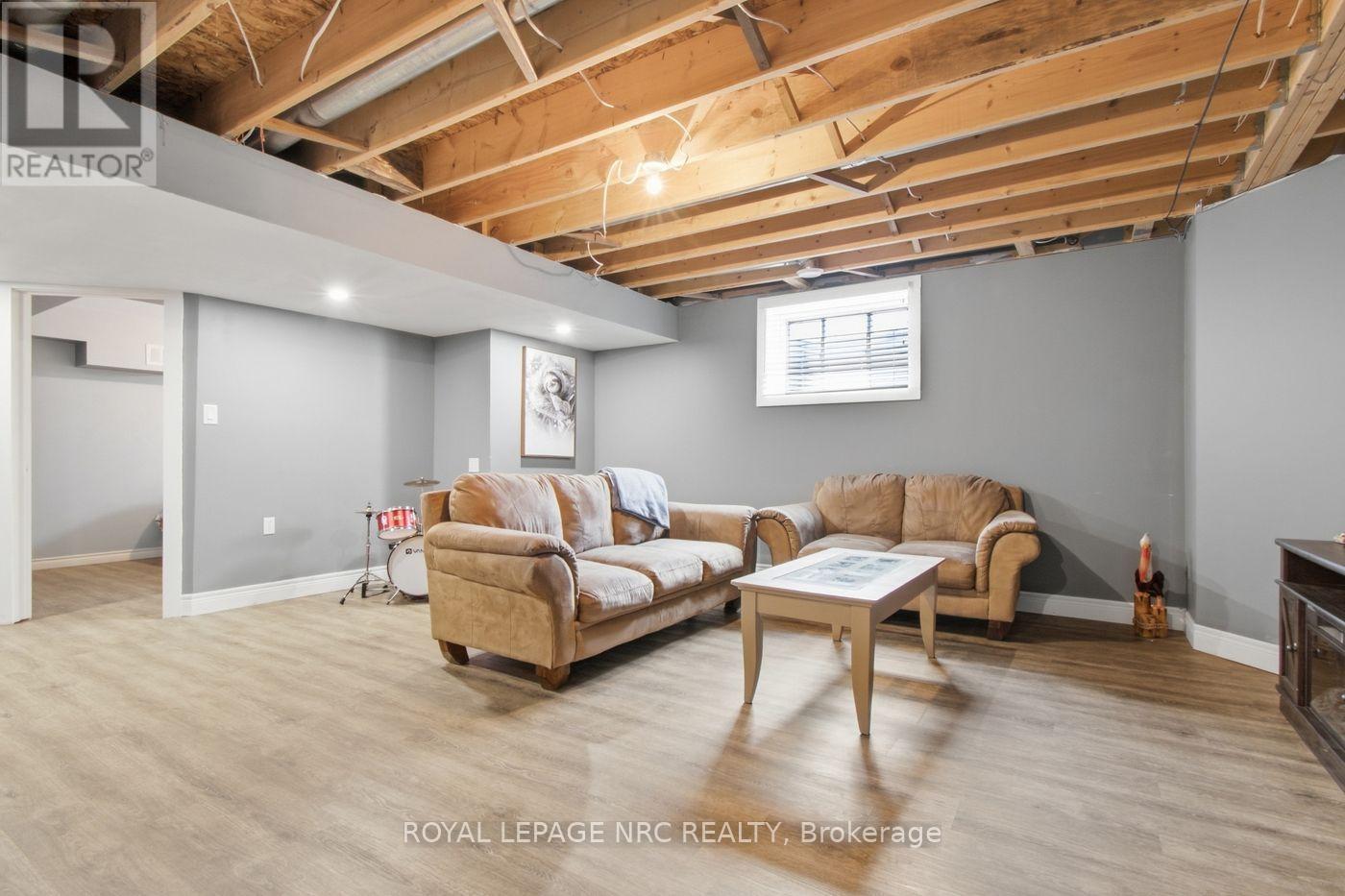 3711 WHITE ROAD - Image 31