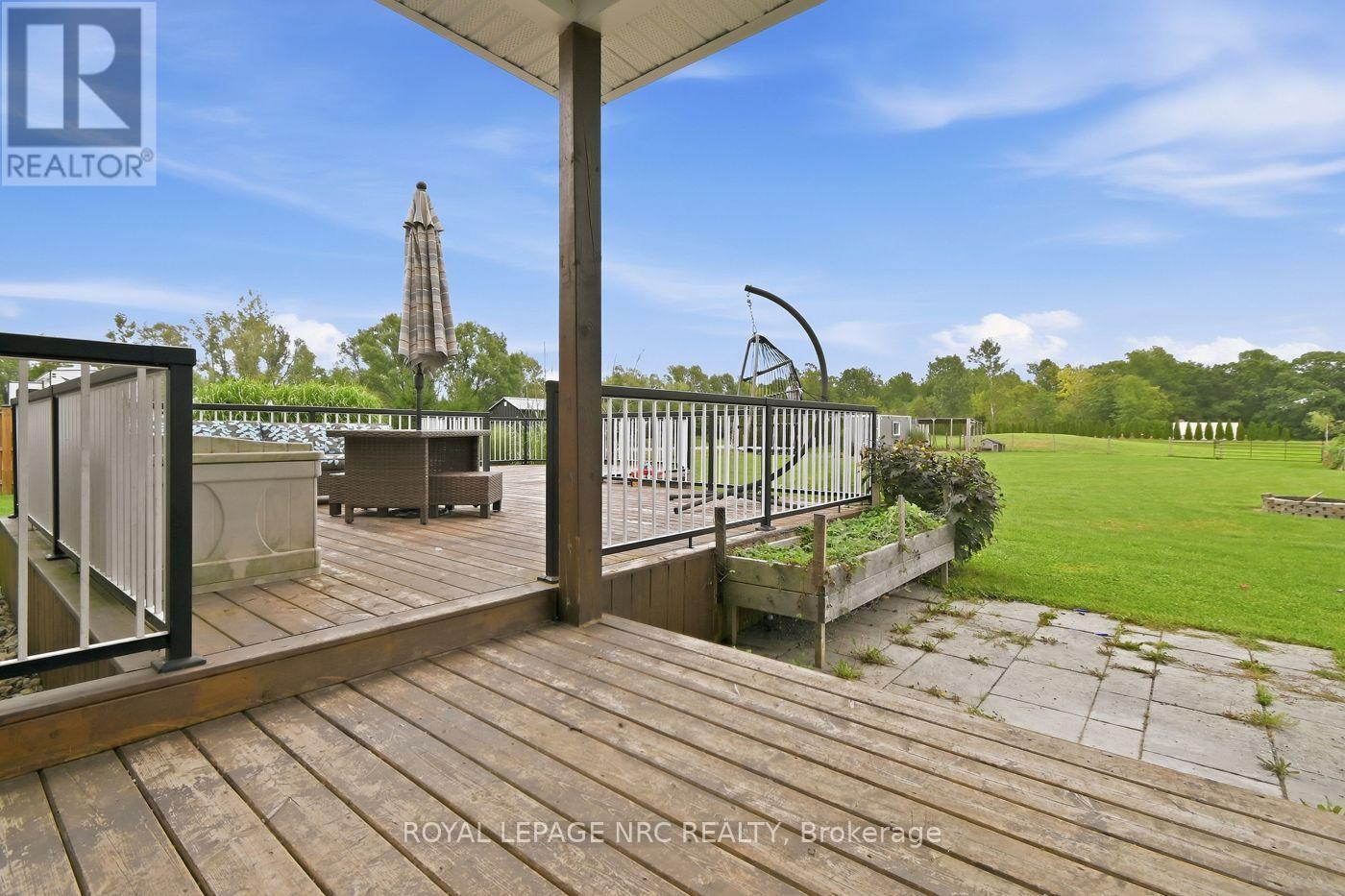 3711 WHITE ROAD - 37