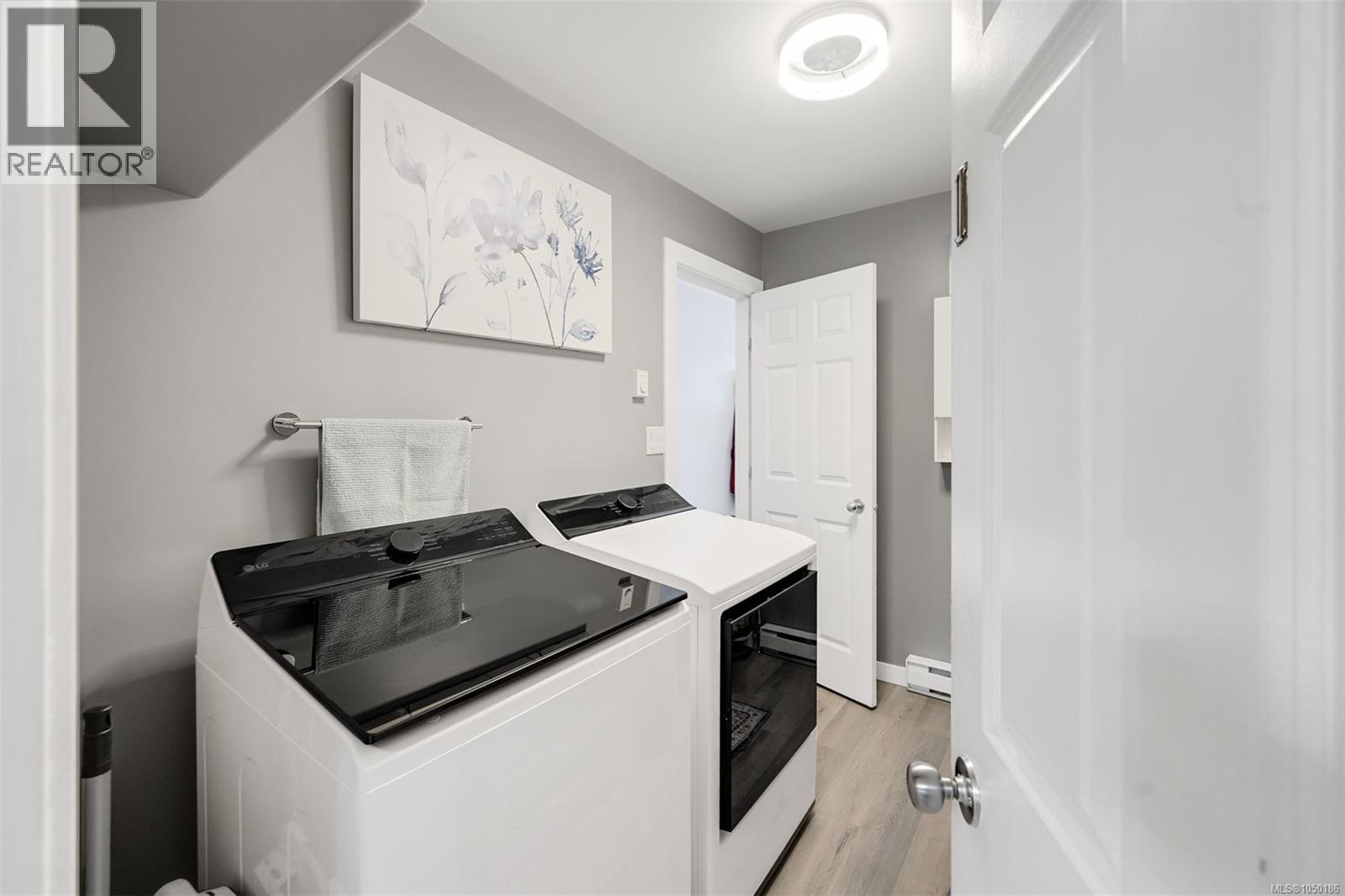 2326 Hoylake Cres - 22