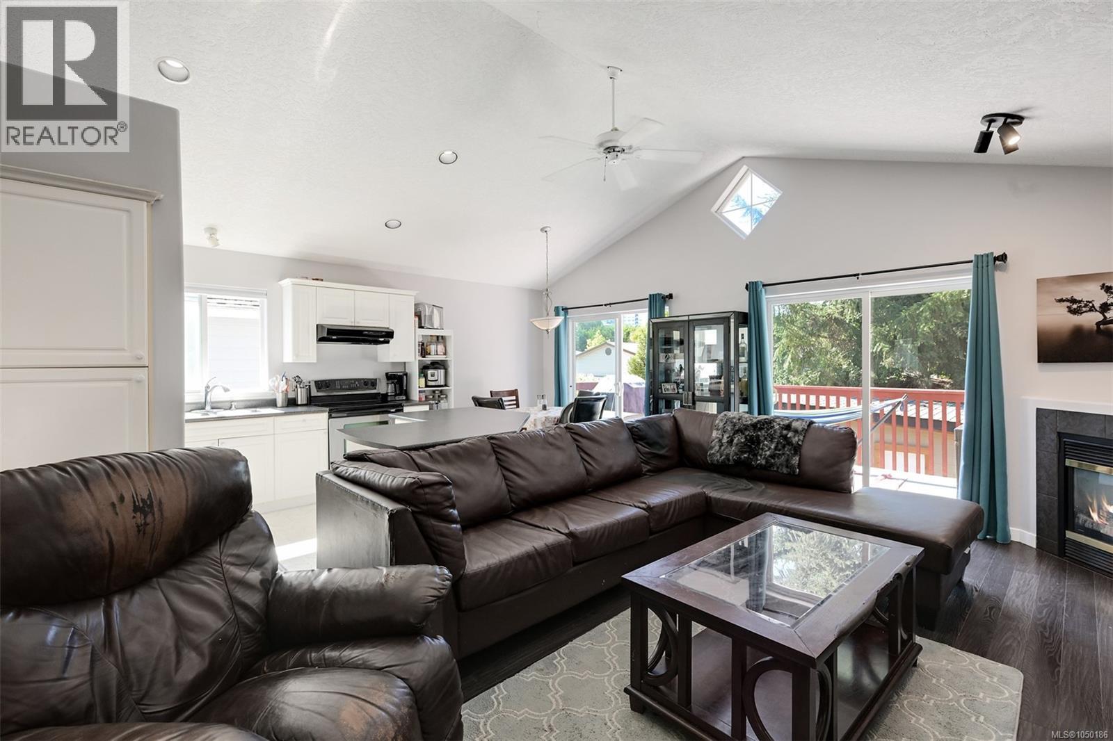 2326 Hoylake Cres - Image 3