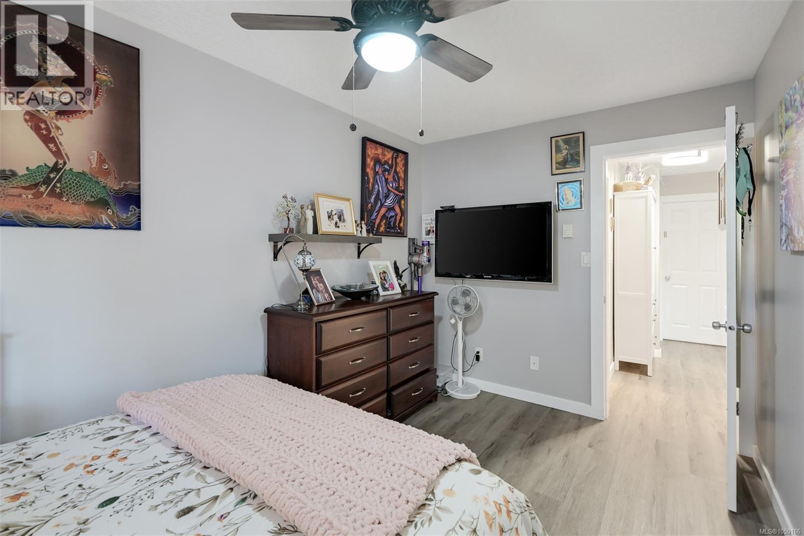 2326 Hoylake Cres - Image 32