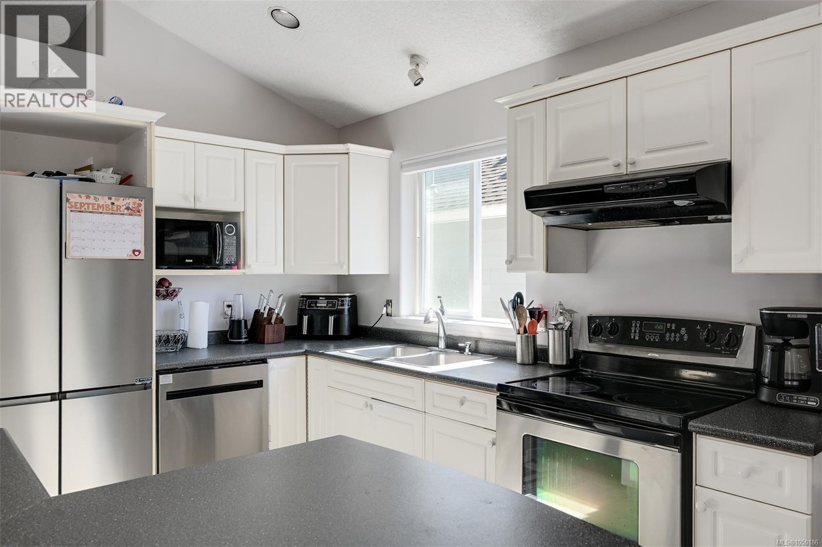 2326 Hoylake Cres - Image 9