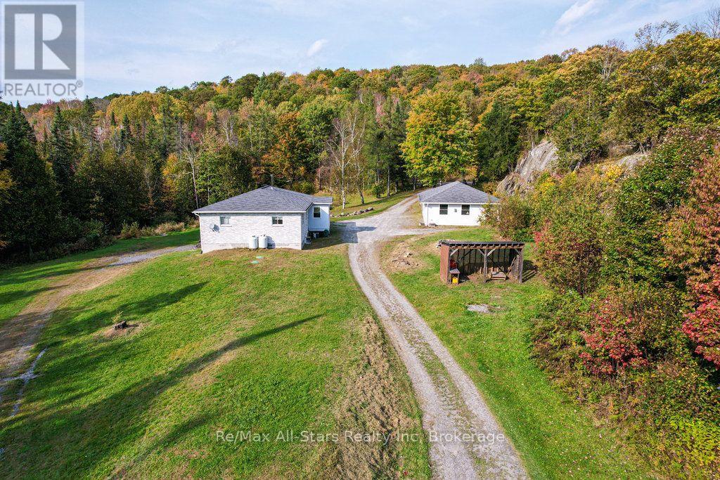 410 ETWELL ROAD, Huntsville (Stisted) — photo 4