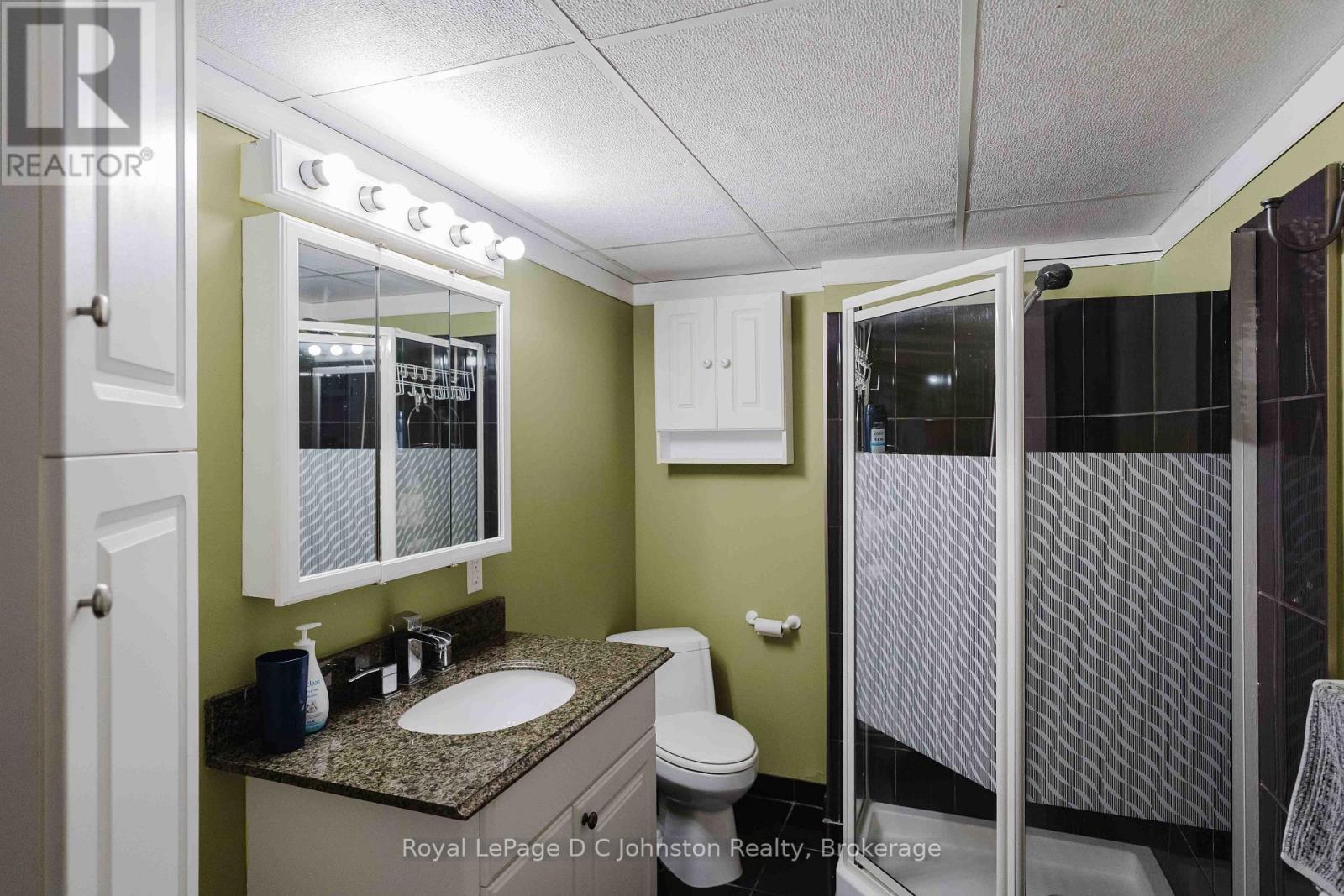 1152 WELLINGTON STREET - Image 27