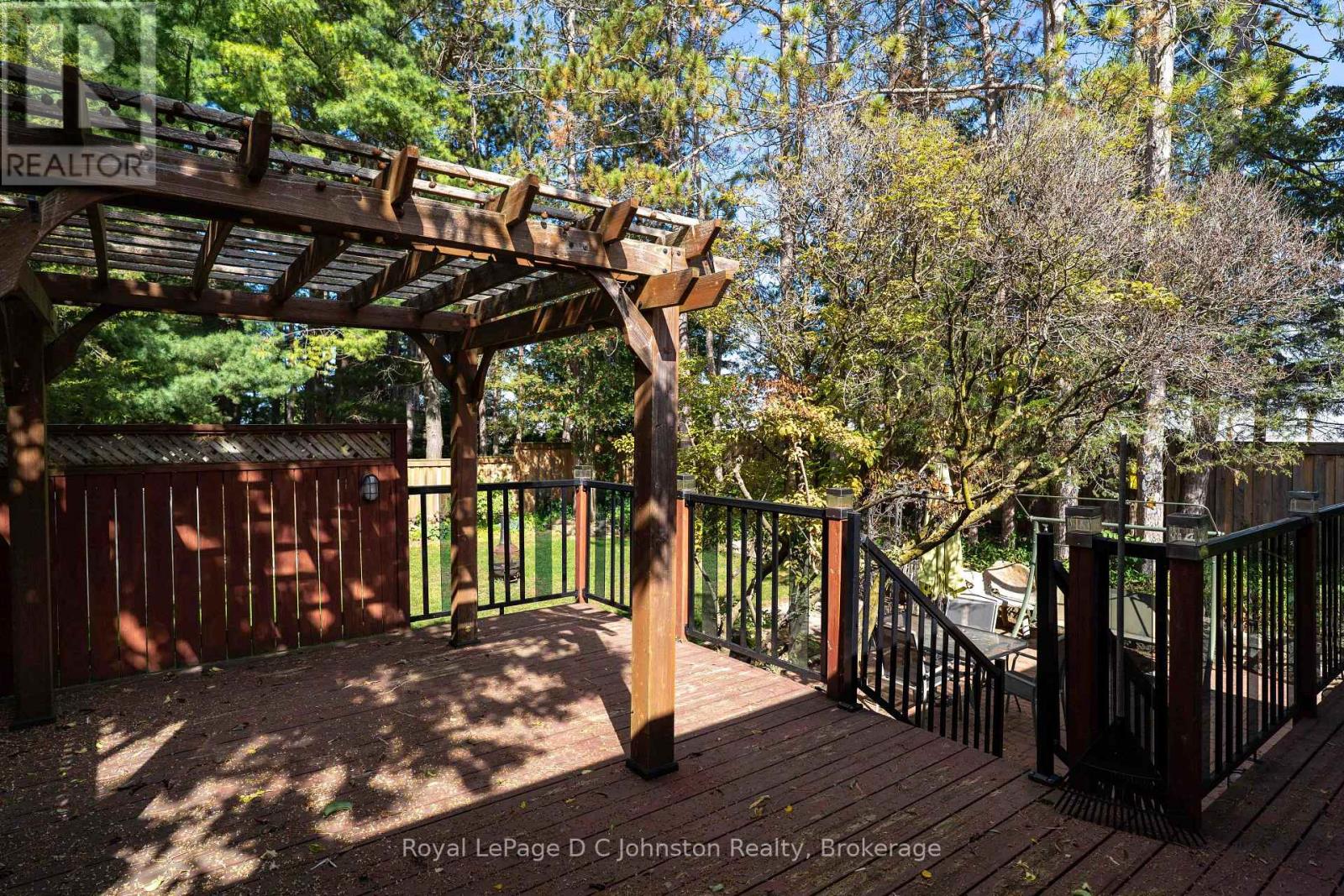1152 WELLINGTON STREET - 36