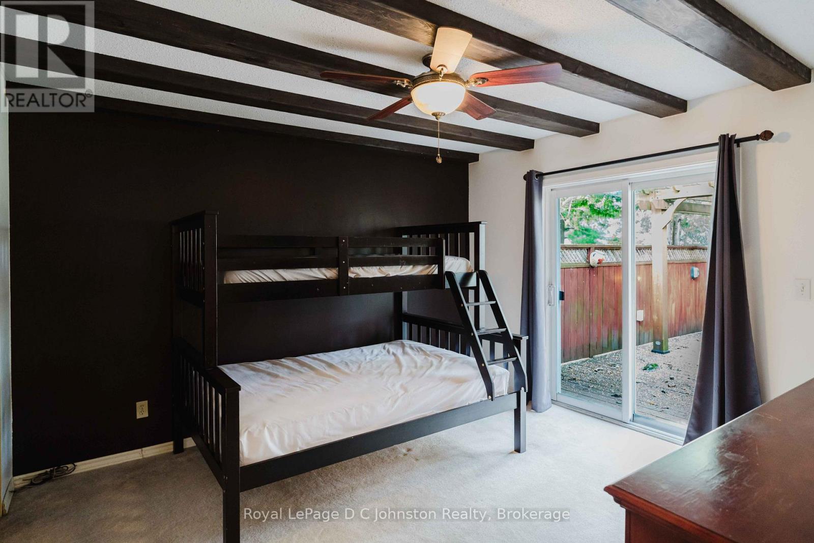 1152 Wellington Street — photo 20