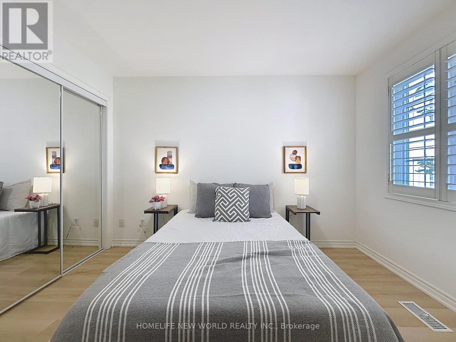 #102 16 HUMBERSTONE DRIVE - 27