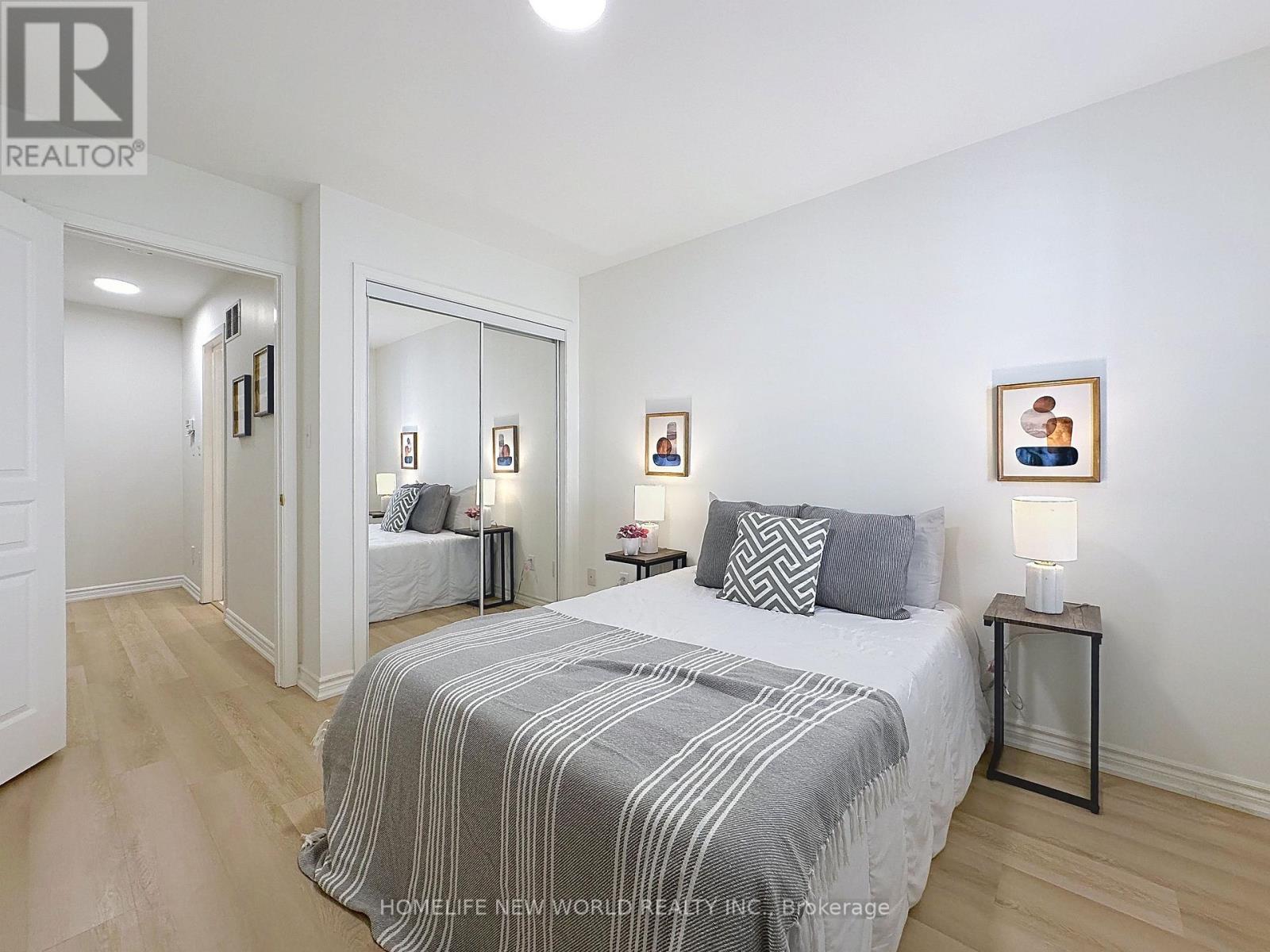 #102 16 HUMBERSTONE DRIVE - 28