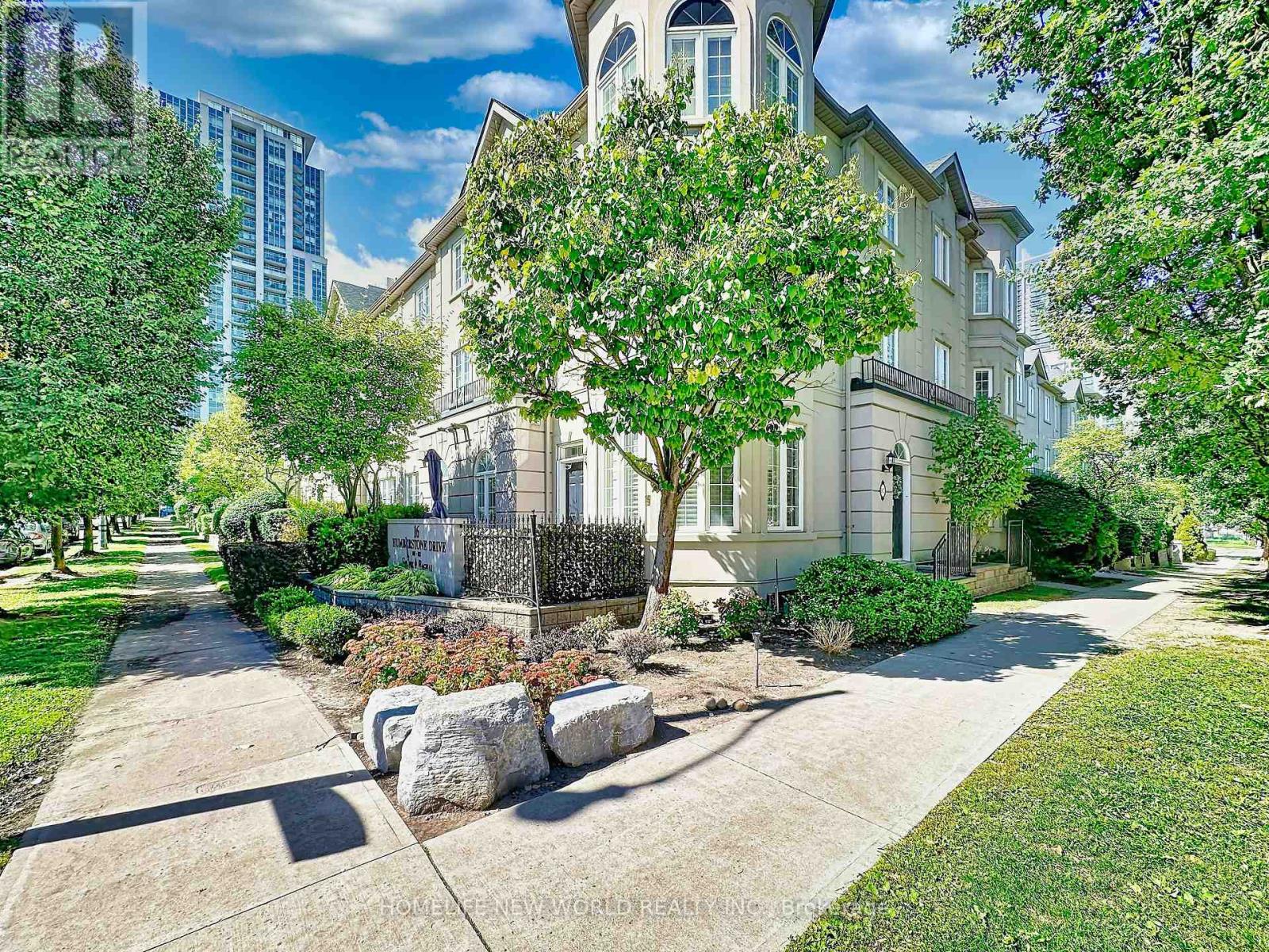 102 - 16 HUMBERSTONE DRIVE, Toronto (Willowdale East) — photo 3