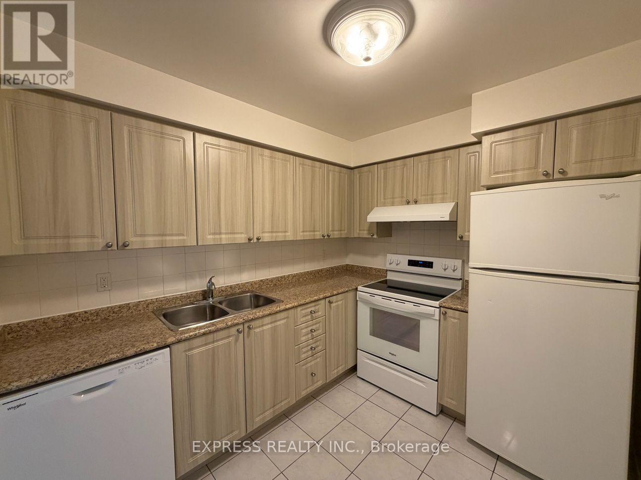 609 - 29 PEMBERTON AVENUE, Toronto (Newtonbrook East) — photo 2