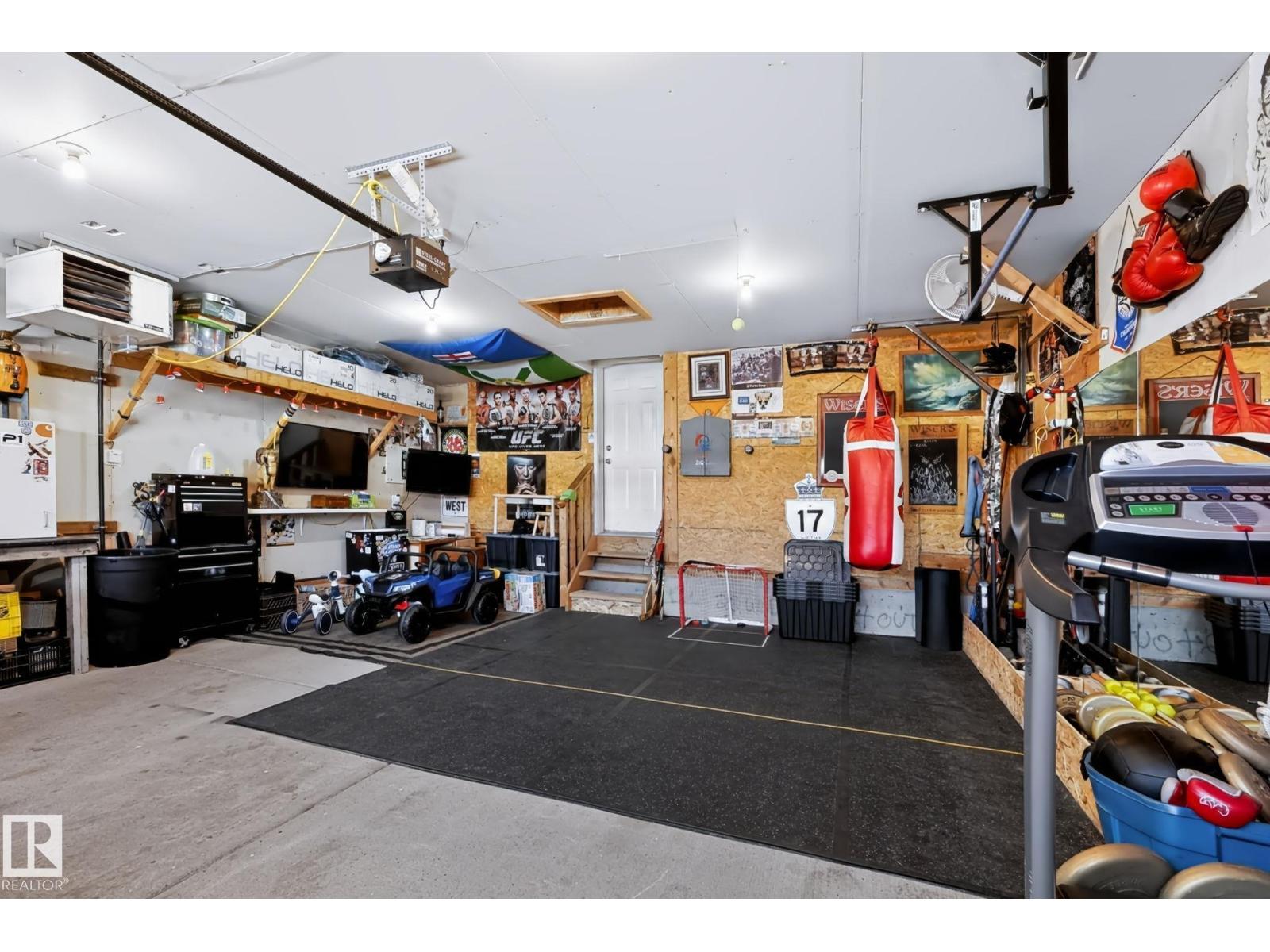 605 FORREST DR - Image 36