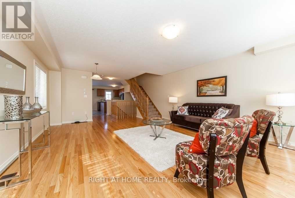 37 COMFORT WAY, Whitby (Blue Grass Meadows) — photo 7
