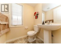 37 Comfort Way, Whitby, ON L1N0K5 Photo 12