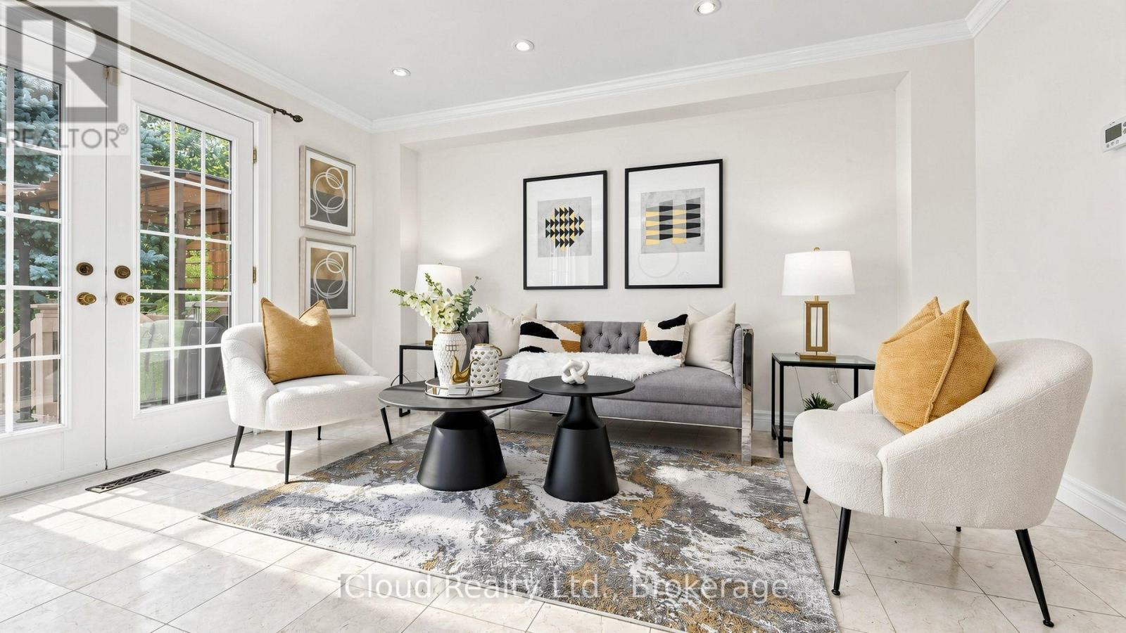 39 COVENTRY COURT - 15