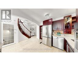 39 Coventry Court, Richmond Hill, ON L4C8B9 Photo 10