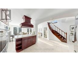 39 Coventry Court, Richmond Hill, ON L4C8B9 Photo 11