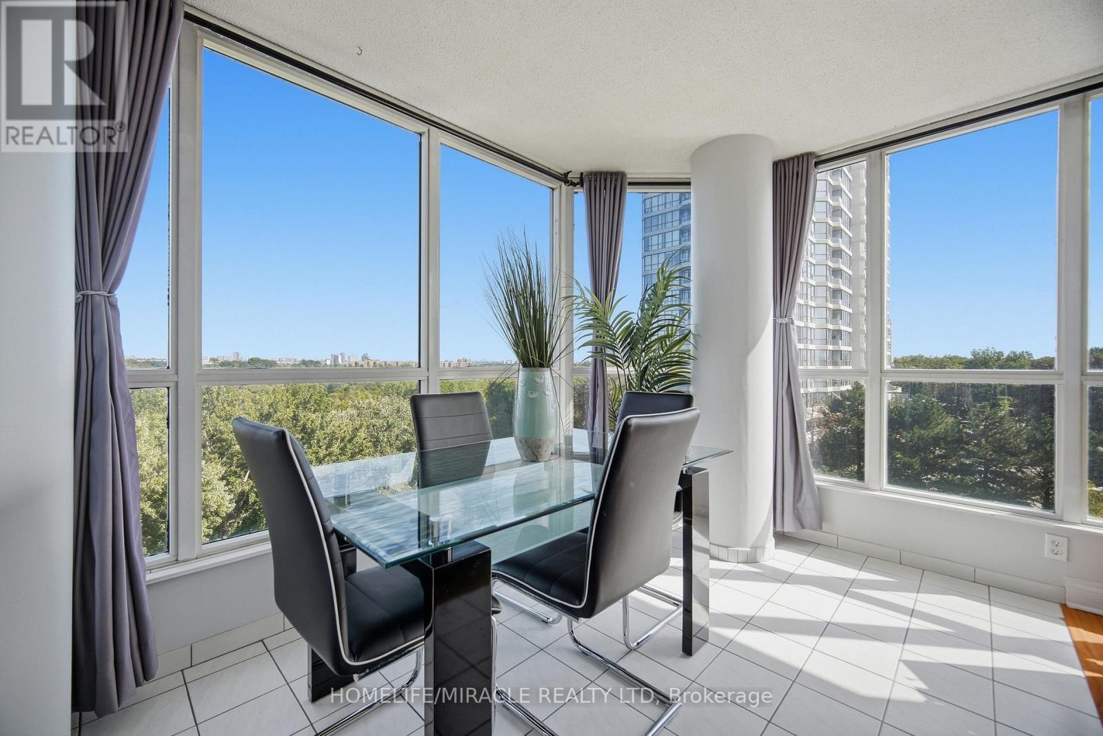 502 - 1 ROWNTREE ROAD, Toronto (Mount Olive-Silverstone-Jamestown) — photo 6