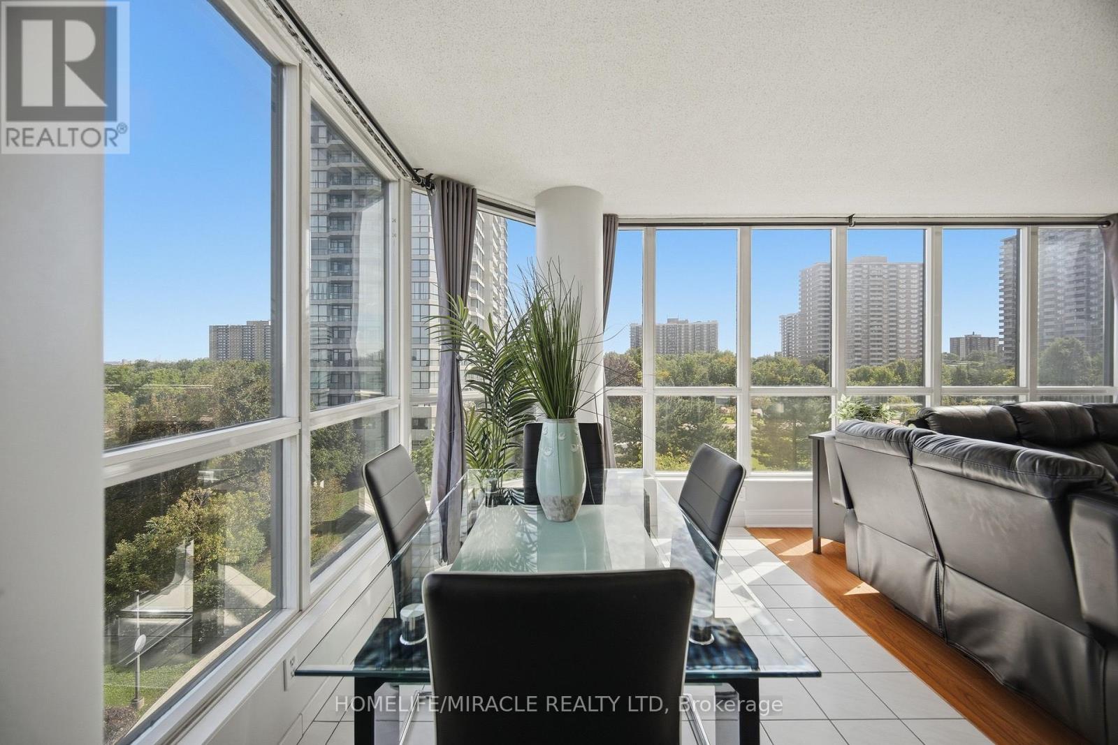 502 - 1 ROWNTREE ROAD, Toronto (Mount Olive-Silverstone-Jamestown) — photo 7