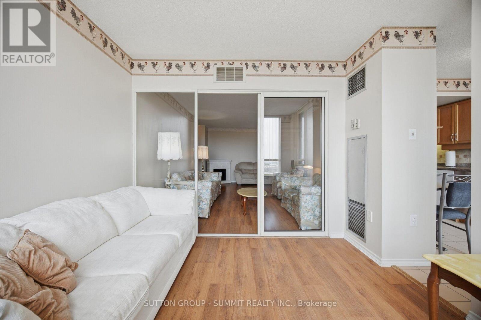 #1511 20 CHERRYTREE DRIVE - Image 26