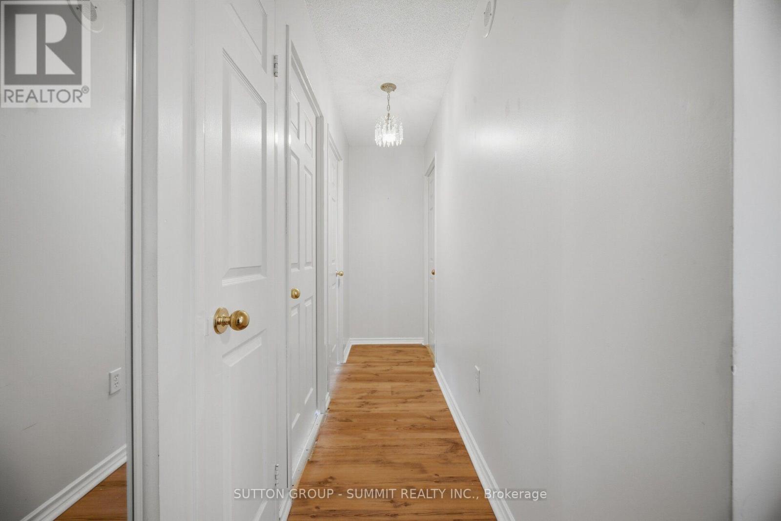#1511 20 CHERRYTREE DRIVE - 28
