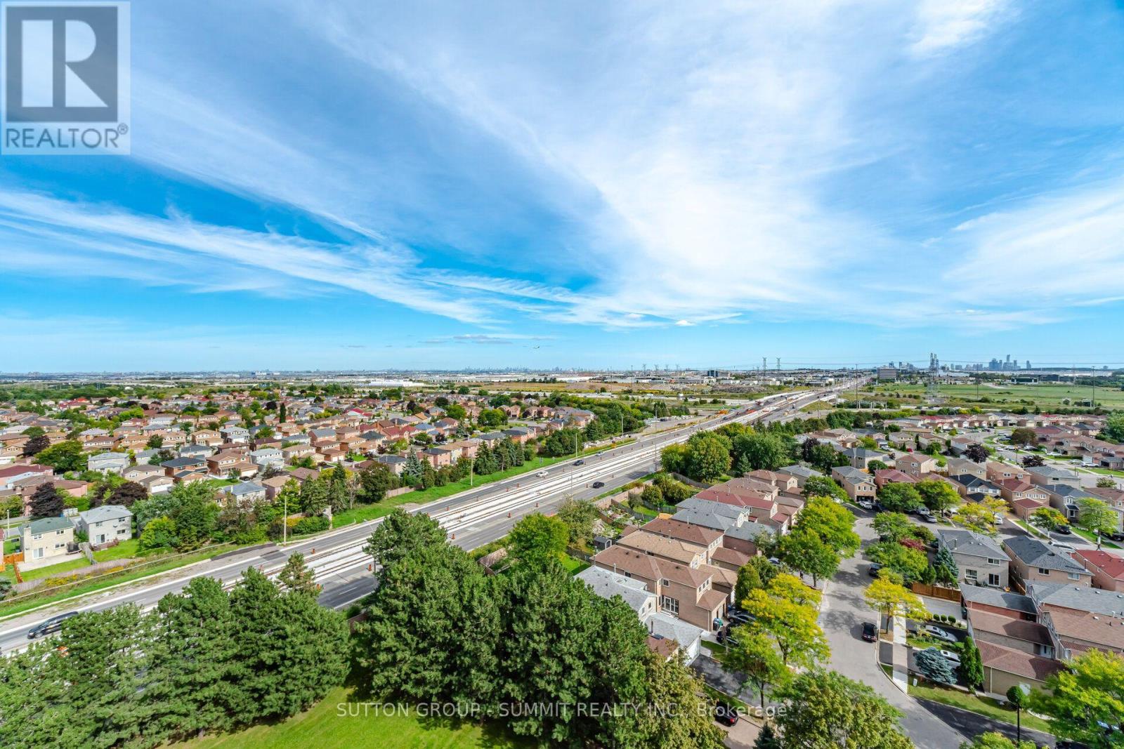 #1511 20 CHERRYTREE DRIVE - 42