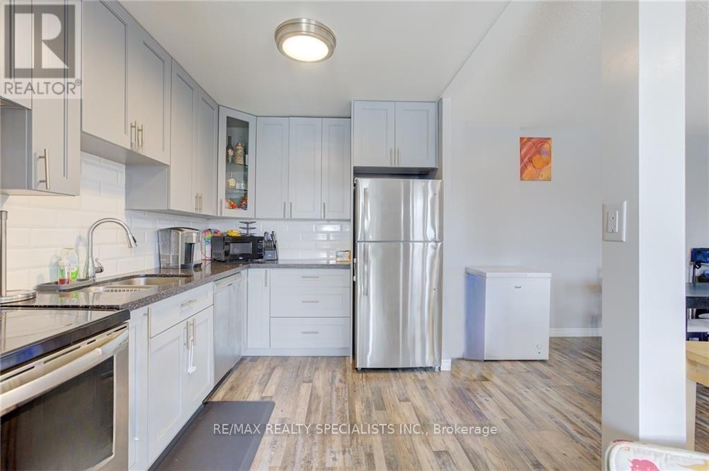 309 - 1100 COURTLAND AVENUE, Kitchener — photo 9