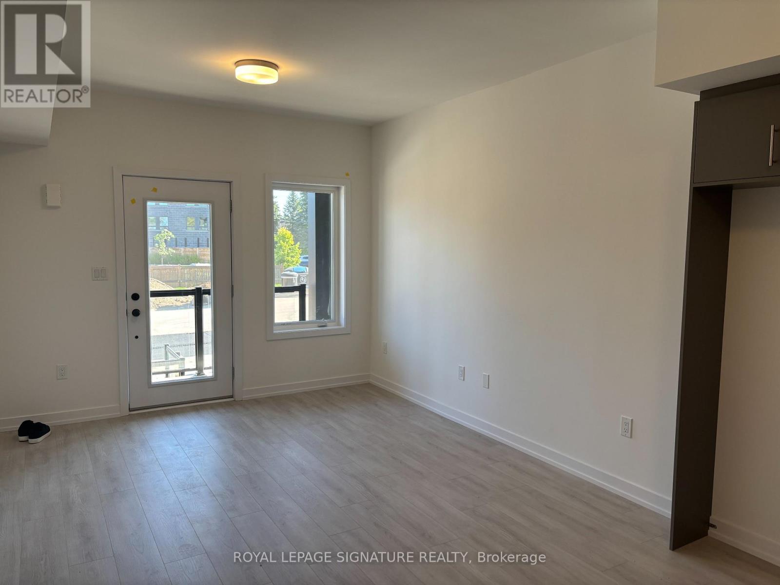 24 - 42 LOWES ROAD W, Guelph (Clairfields/Hanlon Business Park) — photo 8