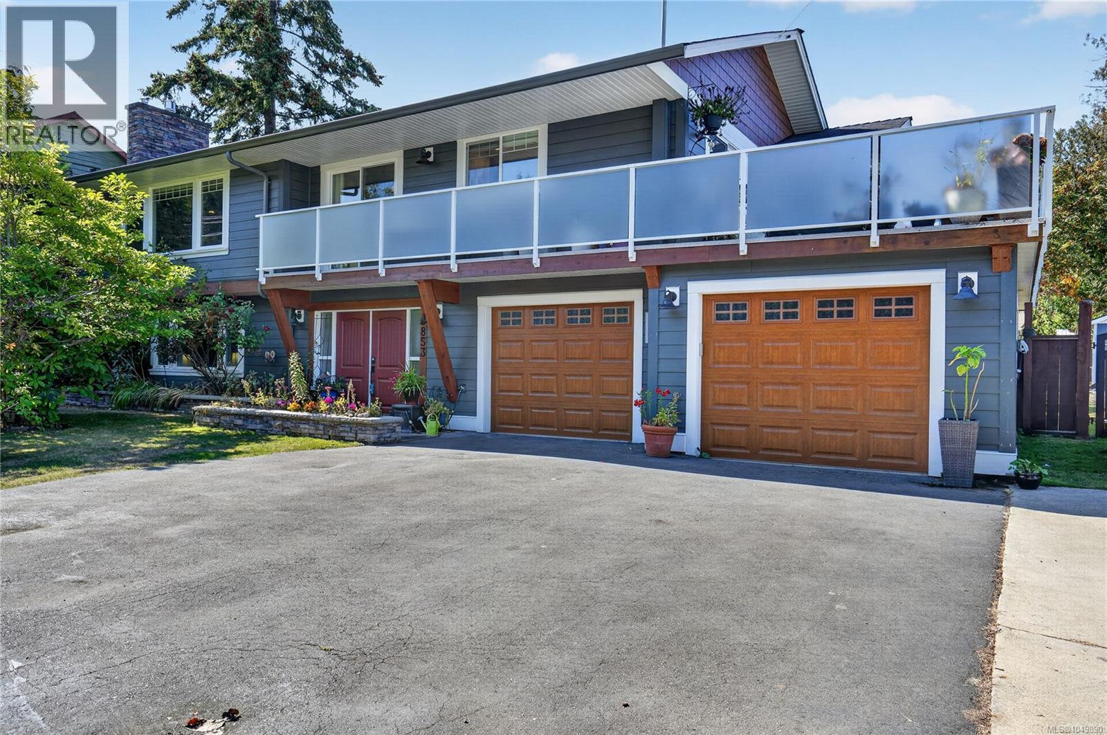 853 Glenhale Cres - 2